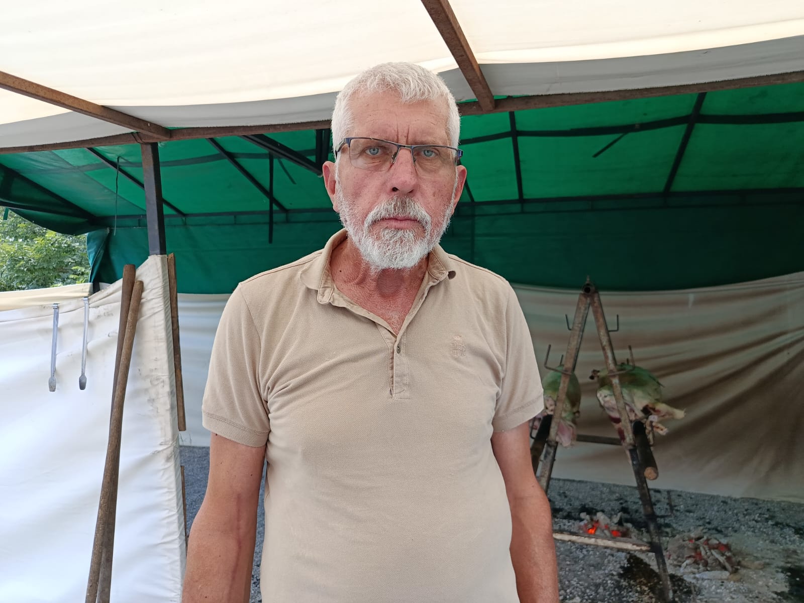 Edirne’nin düğünü, 665’inci Tarihi Kırkpınar Yağlı Güreşleri Festivali ile atmaya başlarken, organizasyonun vazgeçilmez geleneklerinden biri olan ünlü kuzu çevirme kültürü yok olma tehlikesiyle karşı karşıya.